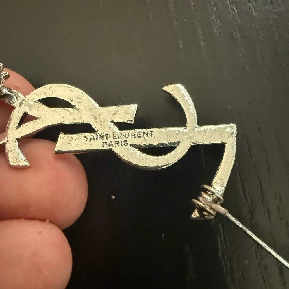 New Yves Saint Laurent silver Brooch no box - Picture 4 of 5